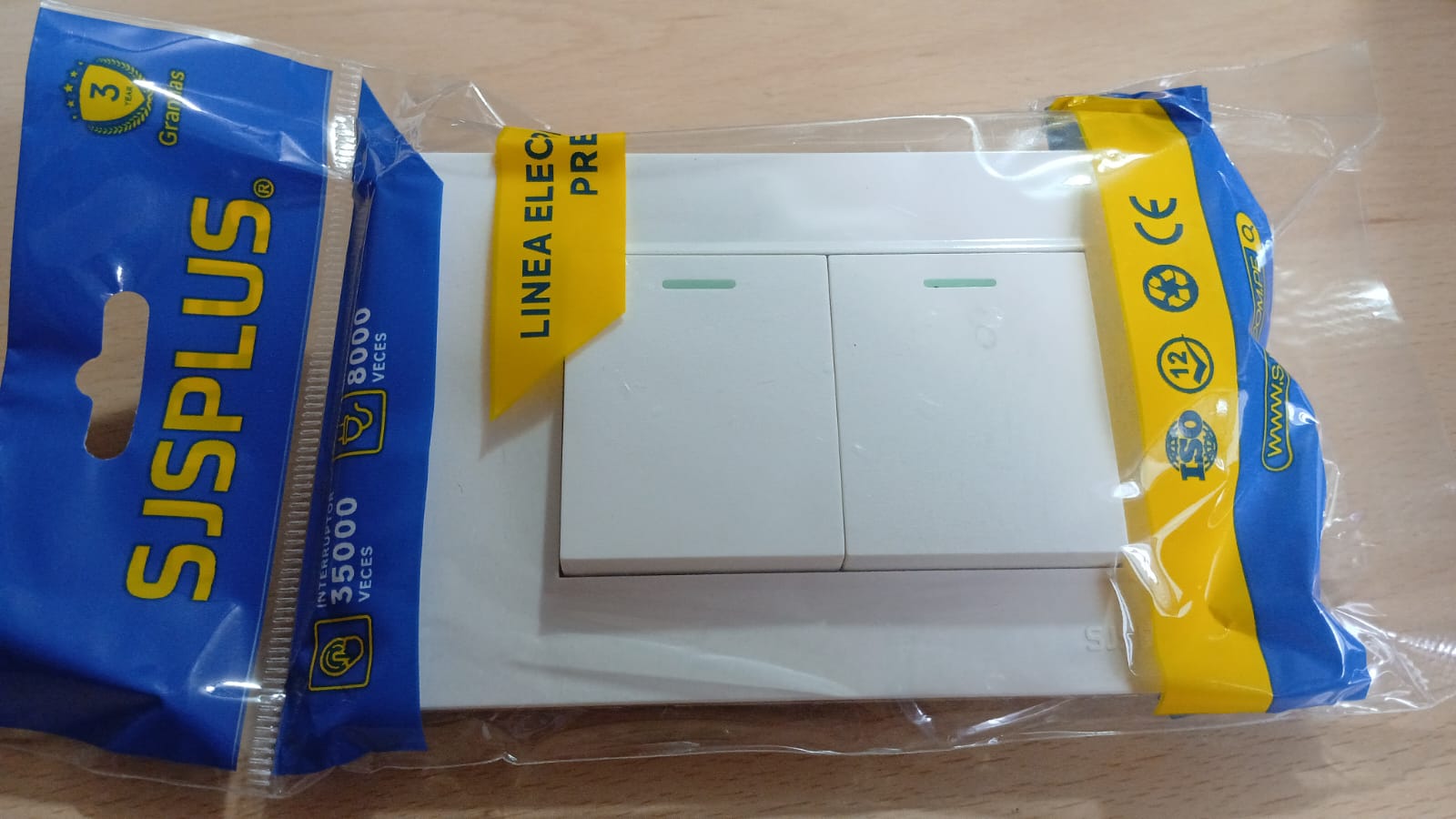 INTERRUPTOR DOBLE BLANCO P/E SJSPLUS